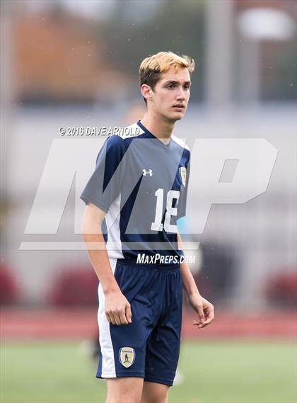 Thumbnail 3 in Lincoln-Sudbury vs. Lexington (MIAA Division 1 North Semifinal) photogallery.