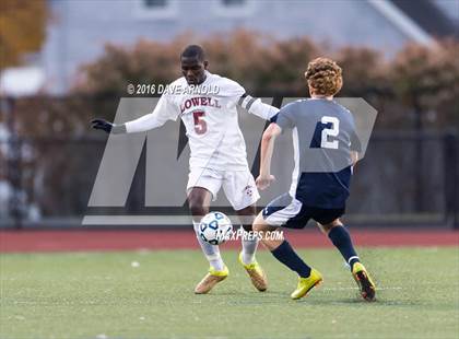 Thumbnail 3 in Lincoln-Sudbury vs. Lexington (MIAA Division 1 North Semifinal) photogallery.