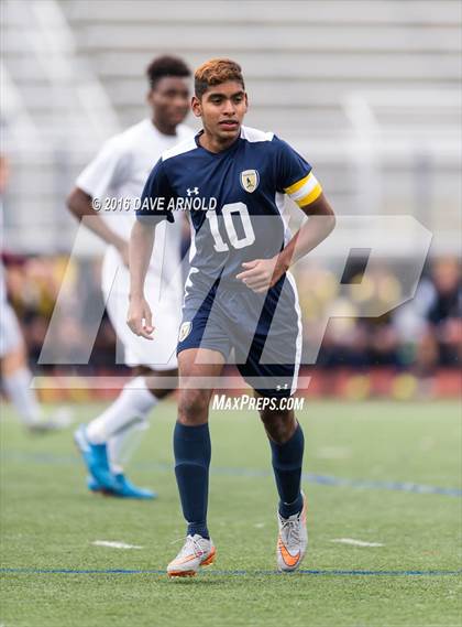 Thumbnail 3 in Lincoln-Sudbury vs. Lexington (MIAA Division 1 North Semifinal) photogallery.
