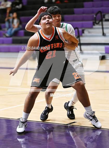 Thumbnail 3 in The Palmdale Aerospace Academy vs. Highland photogallery.