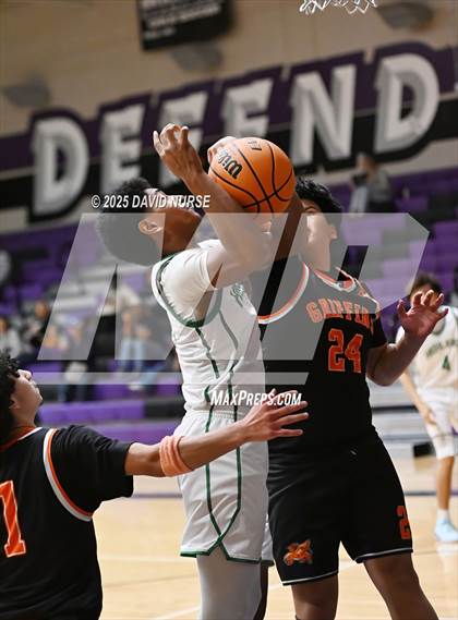 Thumbnail 2 in The Palmdale Aerospace Academy vs. Highland photogallery.