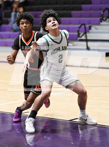 Thumbnail 2 in The Palmdale Aerospace Academy vs. Highland photogallery.