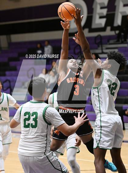 Thumbnail 1 in The Palmdale Aerospace Academy vs. Highland photogallery.