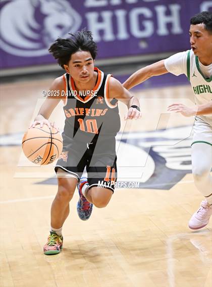 Thumbnail 2 in The Palmdale Aerospace Academy vs. Highland photogallery.