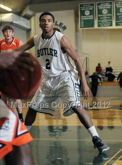 Thumbnail 3 in Grissom @ Butler photogallery.