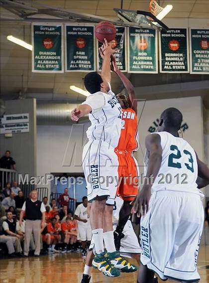 Thumbnail 3 in Grissom @ Butler photogallery.