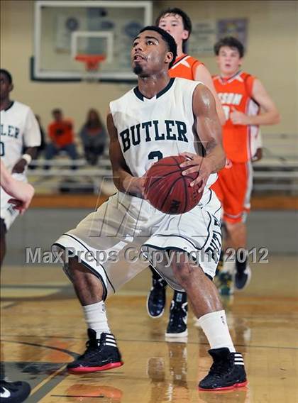 Thumbnail 2 in Grissom @ Butler photogallery.