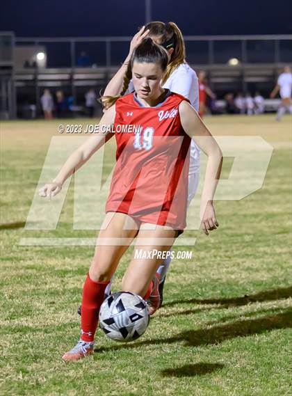 Thumbnail 2 in Brandeis vs Lee photogallery.