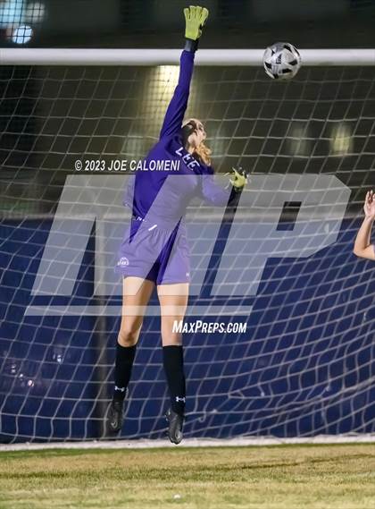 Thumbnail 3 in Brandeis vs Lee photogallery.