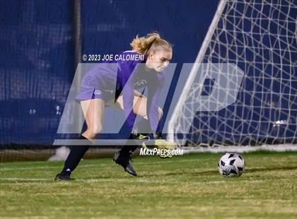 Thumbnail 2 in Brandeis vs Lee photogallery.