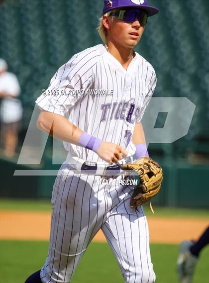 Thumbnail 1 in Thrall vs. Wall (UIL Baseball 3A D2 Final) photogallery.