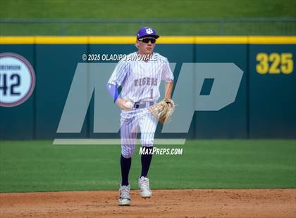 Thumbnail 2 in Thrall vs. Wall (UIL Baseball 3A D2 Final) photogallery.