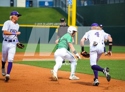 Thumbnail 2 in Thrall vs. Wall (UIL Baseball 3A D2 Final) photogallery.