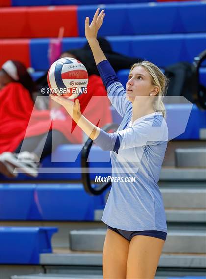 Thumbnail 2 in Sandy Creek vs. Lovett (You Got Served) photogallery.