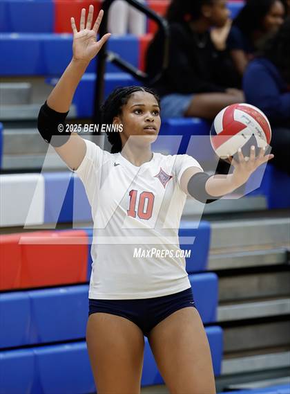 Thumbnail 2 in Sandy Creek vs. Lovett (You Got Served) photogallery.