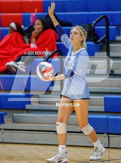 Thumbnail 3 in Sandy Creek vs. Lovett (You Got Served) photogallery.