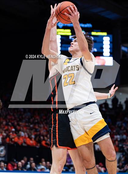 Thumbnail 2 in St. Ignatius vs. Hayes (OHSAA Division II Semifinal) photogallery.