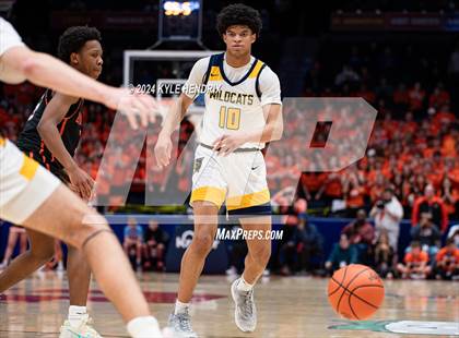 Thumbnail 1 in St. Ignatius vs. Hayes (OHSAA Division II Semifinal) photogallery.