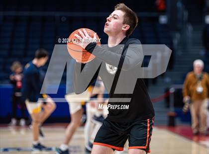 Thumbnail 1 in St. Ignatius vs. Hayes (OHSAA Division II Semifinal) photogallery.