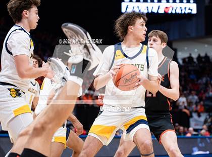 Thumbnail 1 in St. Ignatius vs. Hayes (OHSAA Division II Semifinal) photogallery.