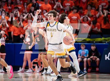 Thumbnail 2 in St. Ignatius vs. Hayes (OHSAA Division II Semifinal) photogallery.