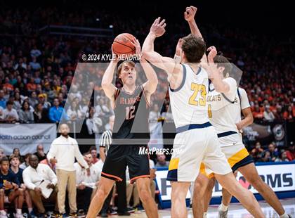 Thumbnail 3 in St. Ignatius vs. Hayes (OHSAA Division II Semifinal) photogallery.