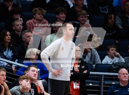 Thumbnail 1 in St. Ignatius vs. Hayes (OHSAA Division II Semifinal) photogallery.