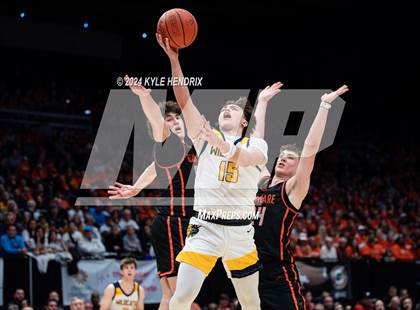 Thumbnail 3 in St. Ignatius vs. Hayes (OHSAA Division II Semifinal) photogallery.