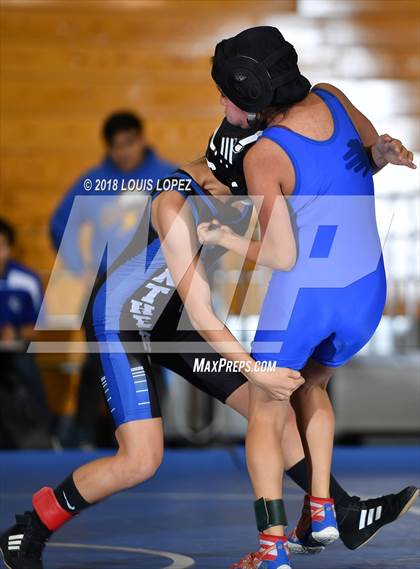 Thumbnail 3 in Charter Oak @ Diamond Ranch photogallery.