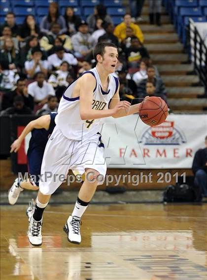 Thumbnail 3 in Vacaville Christian vs. Bradshaw Christian (CIF SJS D5 Final) photogallery.
