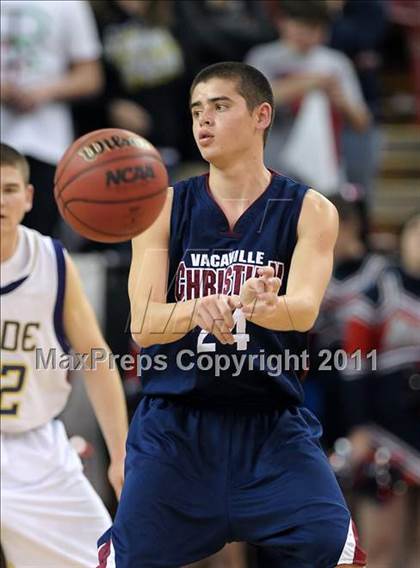 Thumbnail 3 in Vacaville Christian vs. Bradshaw Christian (CIF SJS D5 Final) photogallery.