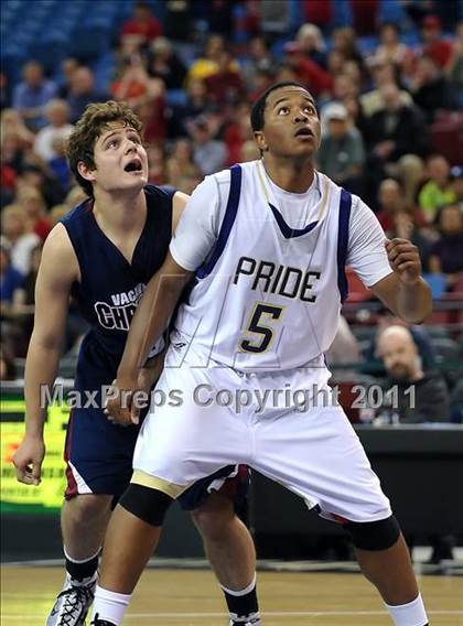 Thumbnail 1 in Vacaville Christian vs. Bradshaw Christian (CIF SJS D5 Final) photogallery.
