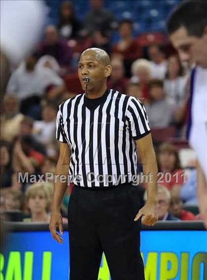 Thumbnail 3 in Vacaville Christian vs. Bradshaw Christian (CIF SJS D5 Final) photogallery.