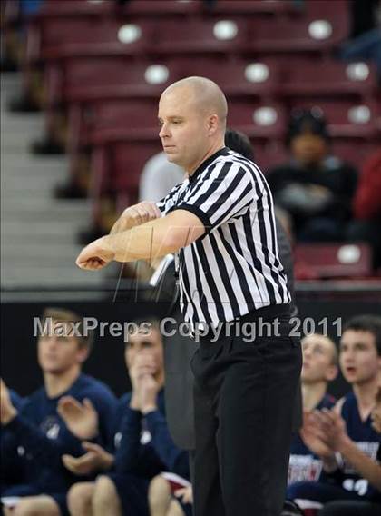 Thumbnail 1 in Vacaville Christian vs. Bradshaw Christian (CIF SJS D5 Final) photogallery.