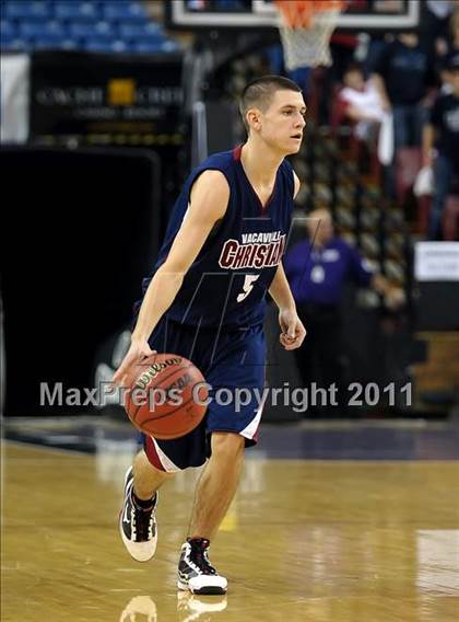 Thumbnail 3 in Vacaville Christian vs. Bradshaw Christian (CIF SJS D5 Final) photogallery.