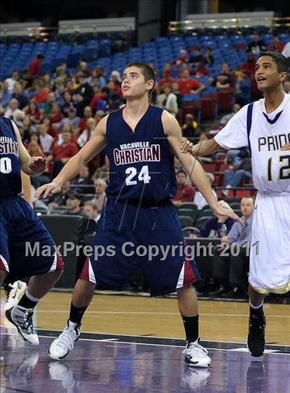 Thumbnail 2 in Vacaville Christian vs. Bradshaw Christian (CIF SJS D5 Final) photogallery.