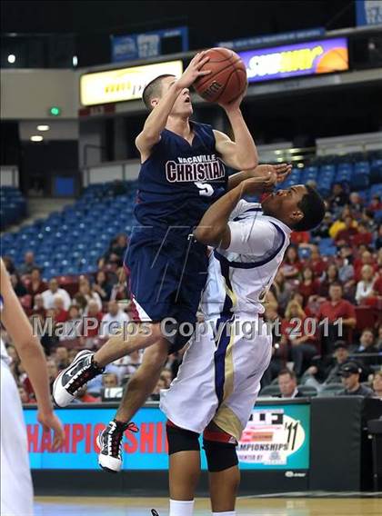 Thumbnail 2 in Vacaville Christian vs. Bradshaw Christian (CIF SJS D5 Final) photogallery.