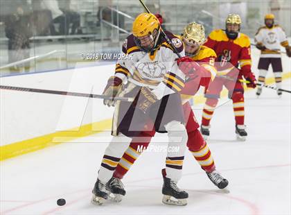 Thumbnail 1 in Bergen Catholic vs Summit (Ice Vault Classic) photogallery.