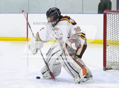 Thumbnail 1 in Bergen Catholic vs Summit (Ice Vault Classic) photogallery.