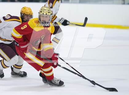 Thumbnail 1 in Bergen Catholic vs Summit (Ice Vault Classic) photogallery.