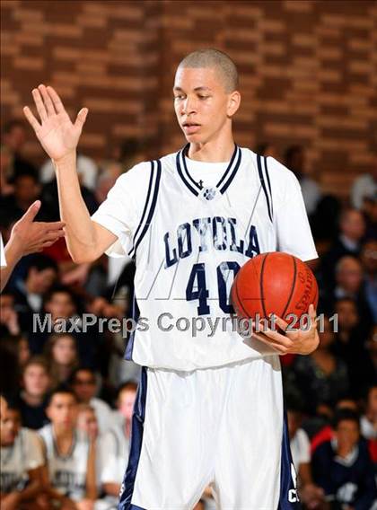 Thumbnail 1 in Harvard-Westlake @ Loyola photogallery.
