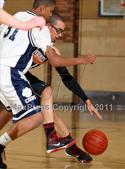 Thumbnail 3 in Harvard-Westlake @ Loyola photogallery.