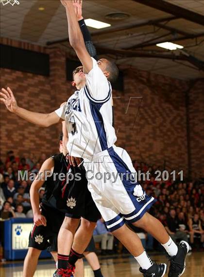 Thumbnail 1 in Harvard-Westlake @ Loyola photogallery.