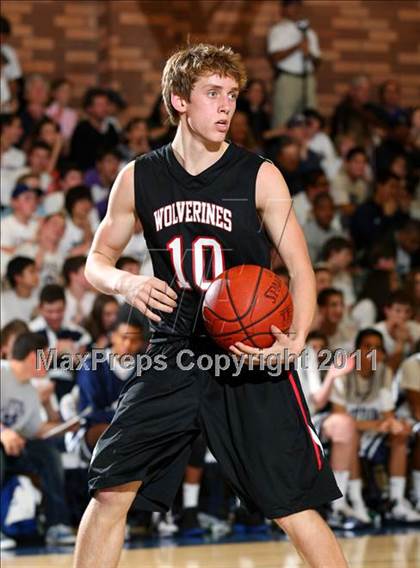 Thumbnail 3 in Harvard-Westlake @ Loyola photogallery.