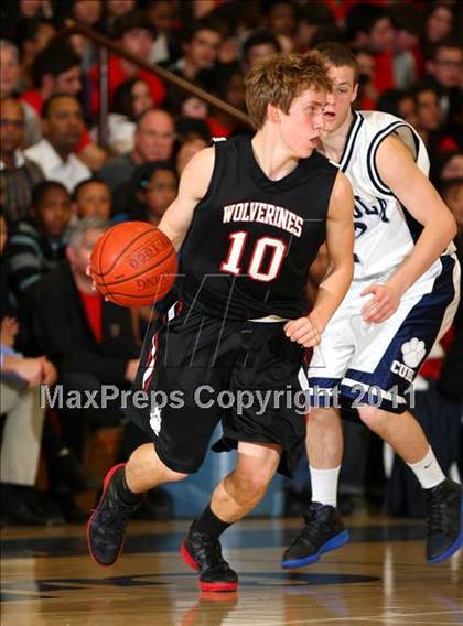 Thumbnail 3 in Harvard-Westlake @ Loyola photogallery.
