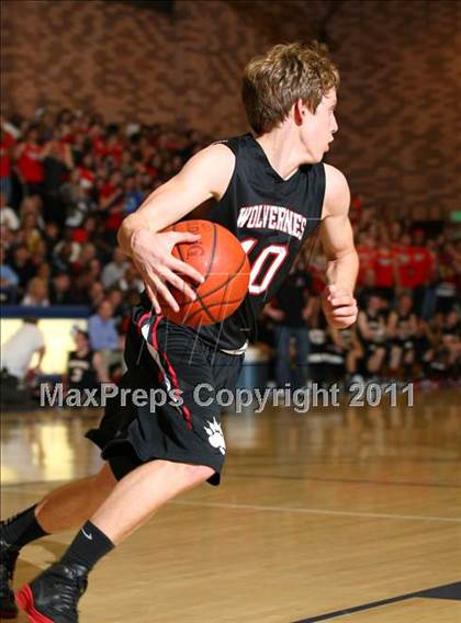 Thumbnail 2 in Harvard-Westlake @ Loyola photogallery.