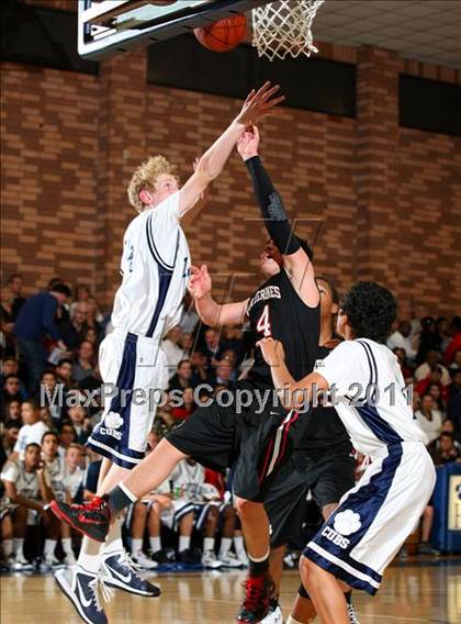 Thumbnail 1 in Harvard-Westlake @ Loyola photogallery.