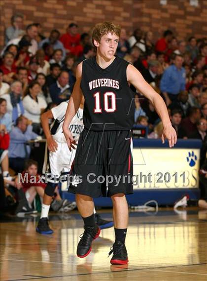 Thumbnail 3 in Harvard-Westlake @ Loyola photogallery.