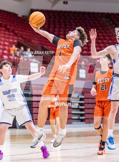 Thumbnail 1 in  Elizabethton vs Hampton (Tennessee) photogallery.