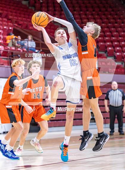 Thumbnail 2 in  Elizabethton vs Hampton (Tennessee) photogallery.
